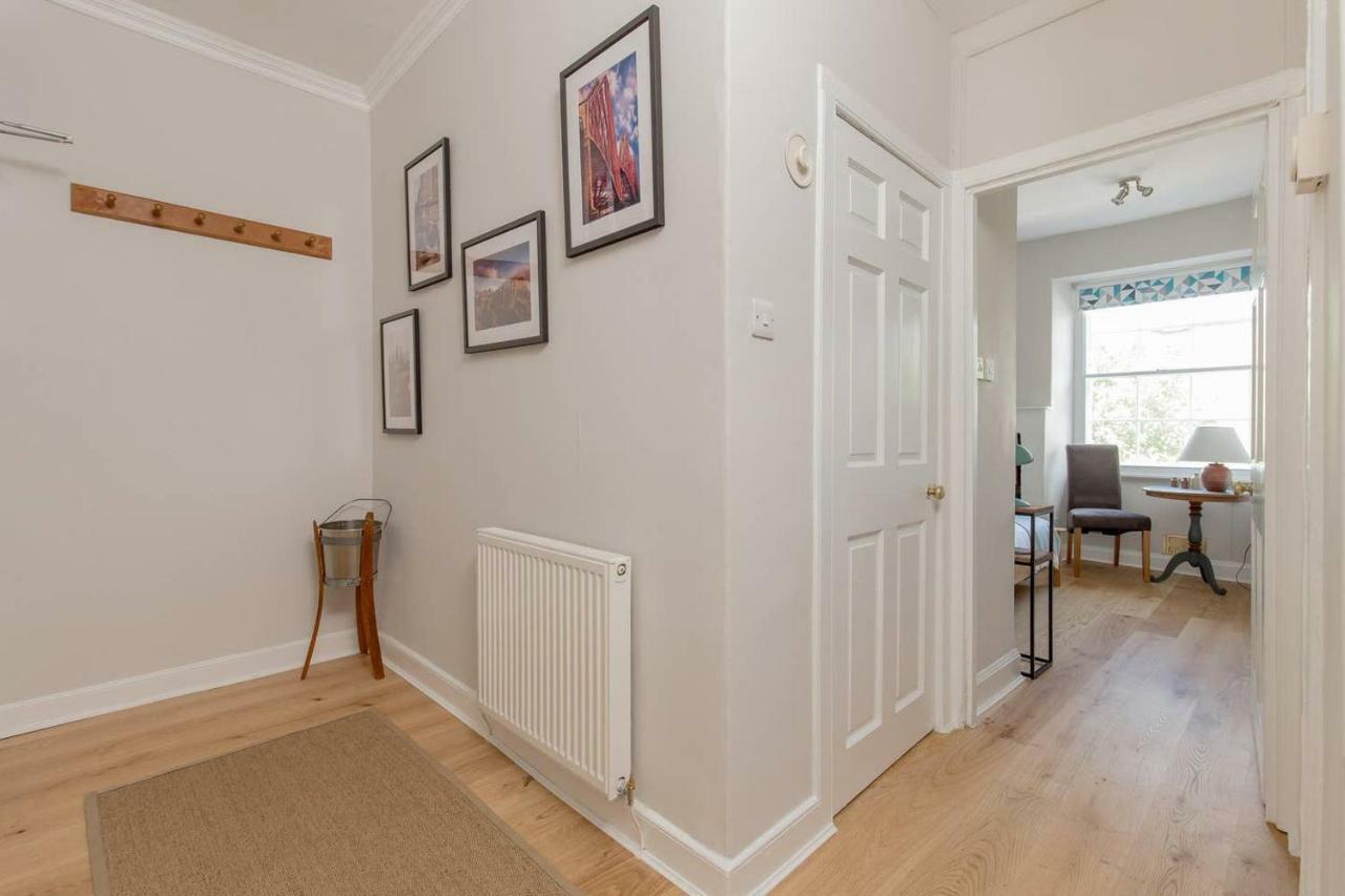 Appartement Altido Elegant Georgian 2-Bedrm Apt In Heart Of Old Town à Édimbourg Extérieur photo